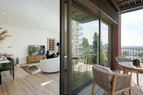 1 bedroom flat for sale, Grand Union, Water View House, Beresford Avenue, Wembley, HA0