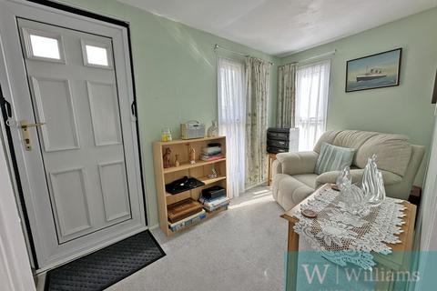 2 bedroom park home for sale, Folly Lane, East Cowes