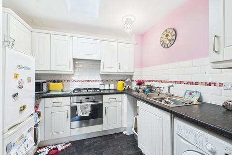 6 Bulford Close, Hucclecote, Gloucester, GL3 3AG