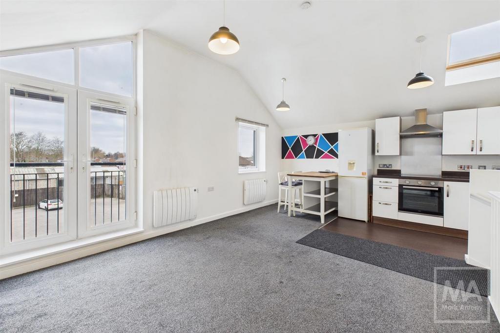 Kitchen/Living Space