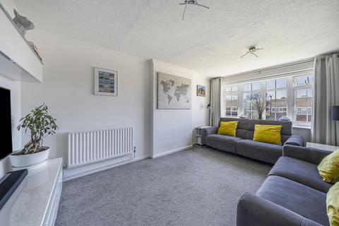 2 bedroom bungalow for sale, Shady Nook, Farnham, Surrey