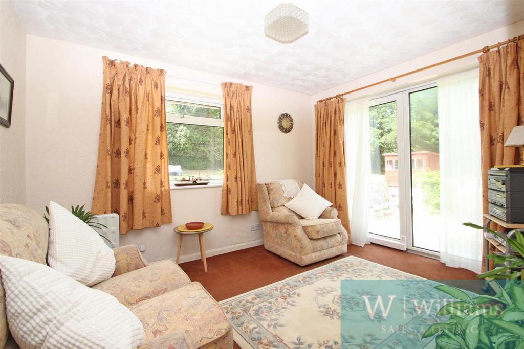 Annexe Lounge
