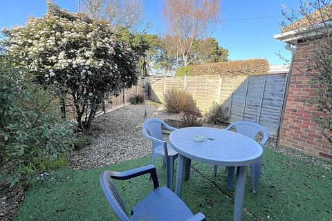 2 bedroom terraced house for sale, Trigon Road, Oakdale , Poole, BH15