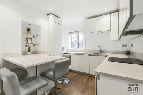 1 bedroom maisonette for sale, Little Park Gardens, Enfield EN2