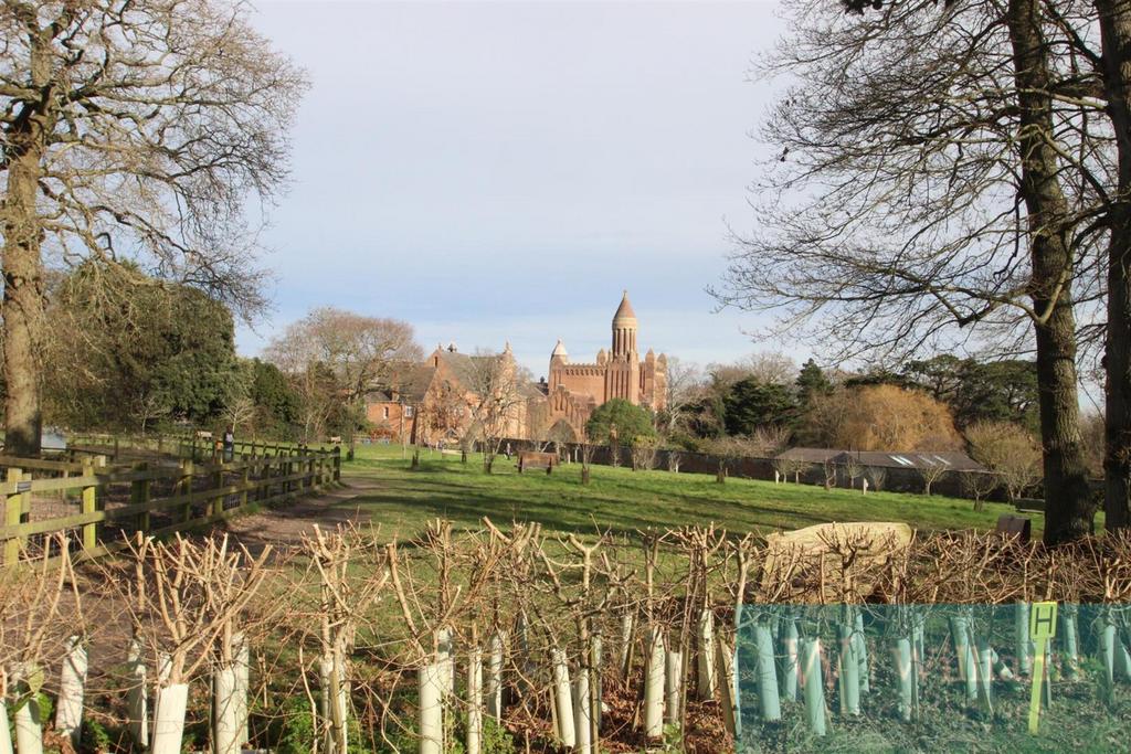 Short walk to Quarr Abbey
