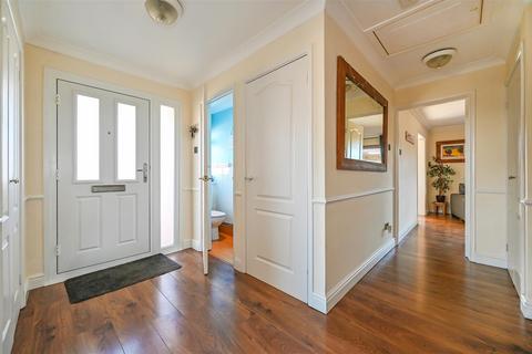3 bedroom detached bungalow for sale, Mapletree Avenue, Horndean