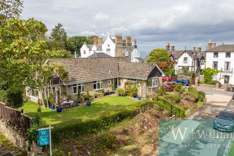 4 bedroom detached bungalow for sale, Augusta Road, Ryde