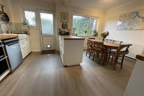 3 bedroom end of terrace house for sale, Tir Einon, Llanelli