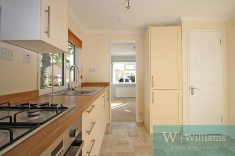 2 bedroom retirement property for sale, Folly Lane, East Cowes