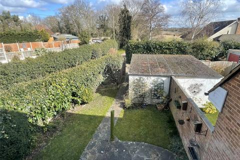 3 bedroom chalet for sale, Pump Street, Horndon-on-the-Hill, Essex, SS17