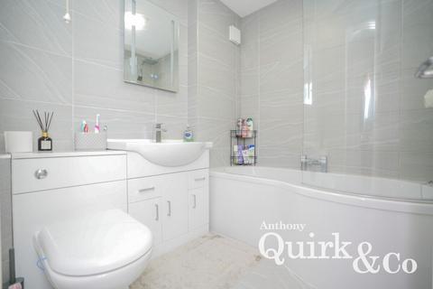 Flat 45, Queens Lodge Benfleet Road, Benfleet, SS7 1NY