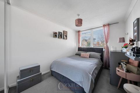 Flat 43, Pickwick Court, 60 West Park, Mottingham, London, SE9 4SA