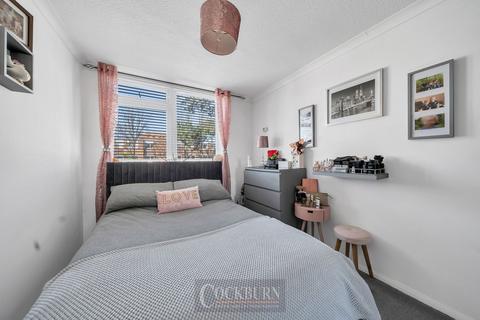 Flat 43, Pickwick Court, 60 West Park, Mottingham, London, SE9 4SA