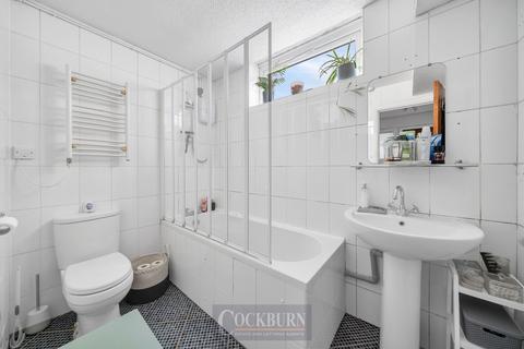 Flat 43, Pickwick Court, 60 West Park, Mottingham, London, SE9 4SA