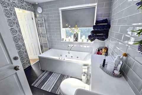 3 bedroom terraced house for sale, Lead Road, Greenside, Ryton, Tyne and Wear, NE40 4SZ
