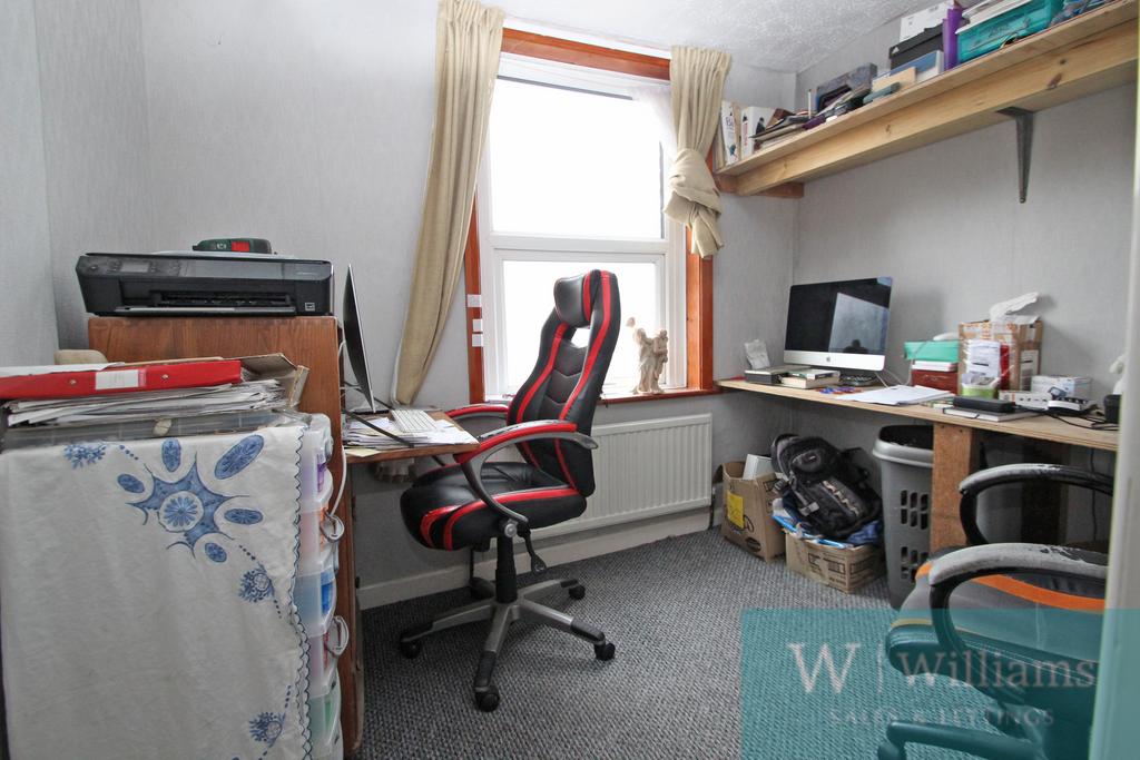 1.1.1 Bedroom