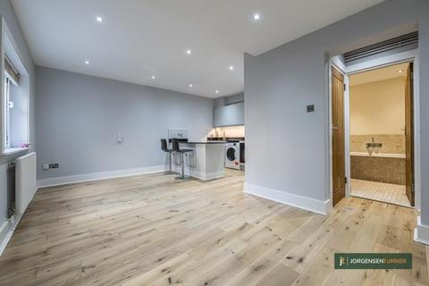 1 bedroom apartment to rent, Carillon Court, Ealing Broadway, W5