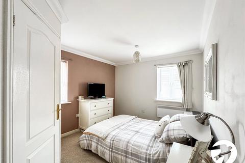 2 bedroom flat for sale, Sanderling Way, Iwade, Sittingbourne, Kent, ME9