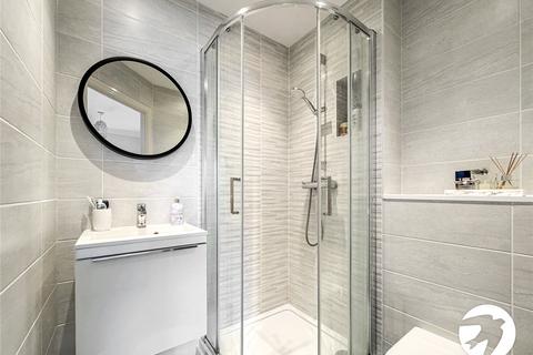 2 bedroom flat for sale, Sanderling Way, Iwade, Sittingbourne, Kent, ME9