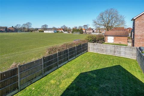 2 bedroom end of terrace house for sale, Skylark Place, Farnham GU9