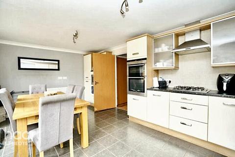 107 Skipper Way, Little Paxton, St Neots, PE19 6LT