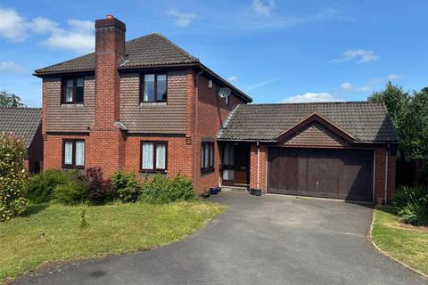 6 Tidcombe Close, Tiverton, EX16 4RA
