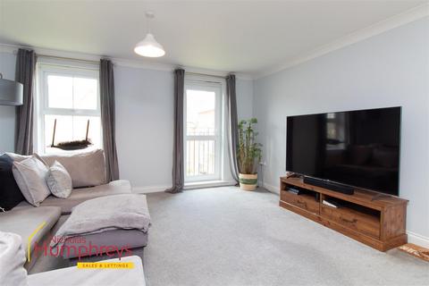 3 bedroom terraced house for sale, Newmans Close, Wimborne