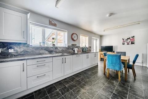 3 bedroom house for sale, Star Post Road, Camberley GU15