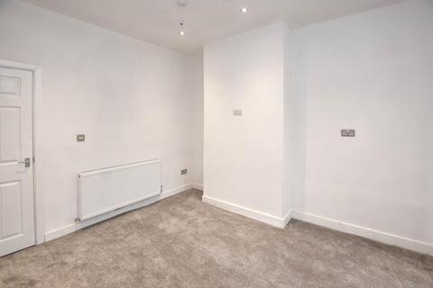 3 bedroom terraced house for sale, Lamb Street, Whelley, Wigan, WN1 3XU