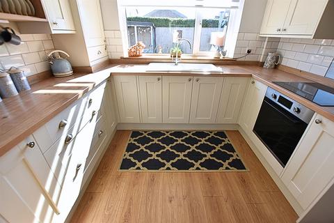 6 Atkinsons Lane, Waltham, Grimsby, DN37 0HL