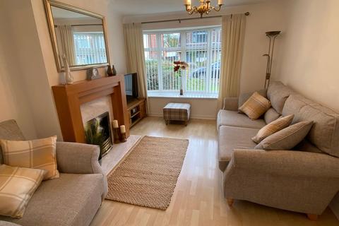 3 bedroom semi-detached house for sale, Barwick in Elmet, Gascoigne Road, LS15