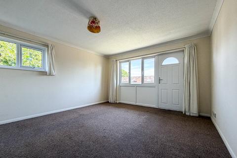 2 bedroom flat to rent, Wellesley Street, Taunton.