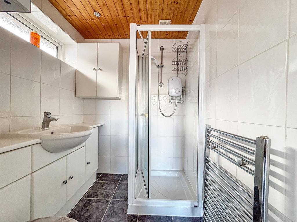 Ensuite