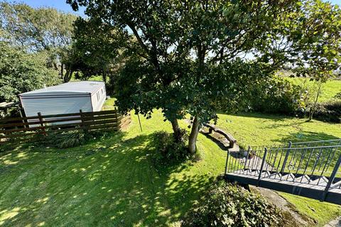 4 bedroom detached house for sale, Valley, Valley, LL65
