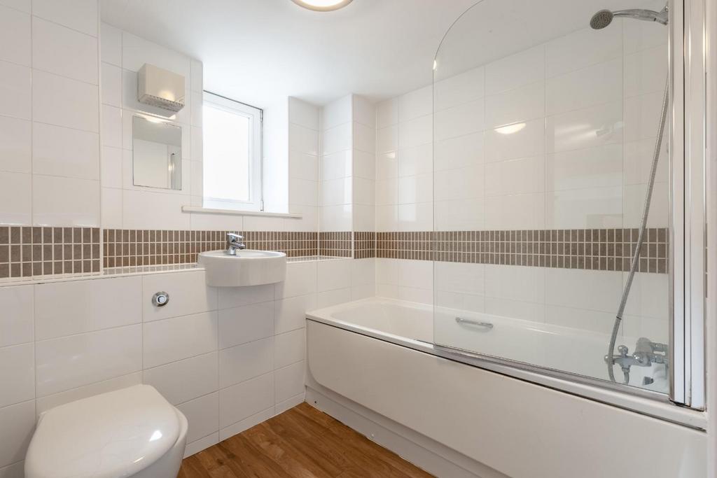 Bathroom-1.jpg