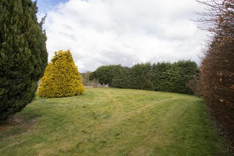 4 bedroom detached bungalow for sale, Foljambe Avenue, Walton, Chesterfield