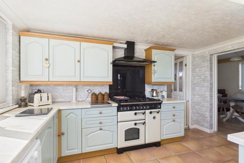 3 bedroom equestrian property for sale, Fendyke Road, Wisbech PE14