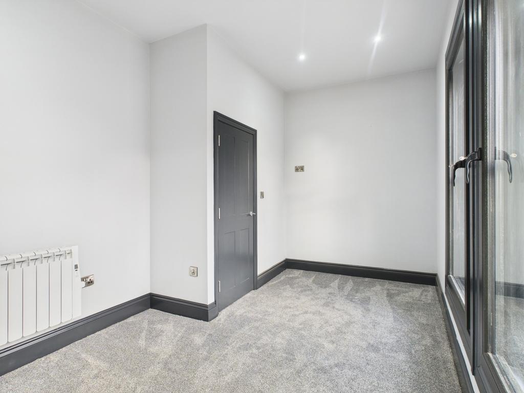 Cam04634 g0 pr0021 still016