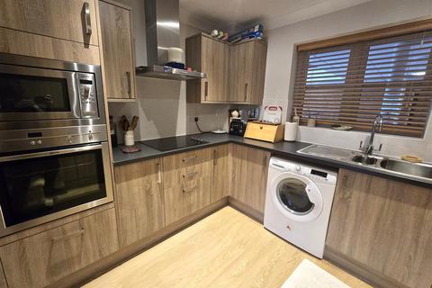 2 bedroom retirement property for sale, Malmesbury Road, Chippenham