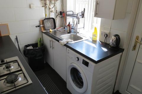 undefined, Hoyle Avenue, Newcastle Upon Tyne NE4