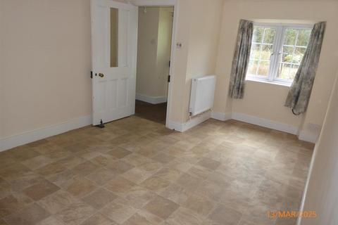 3 bedroom semi-detached house to rent, Shillingford EX16