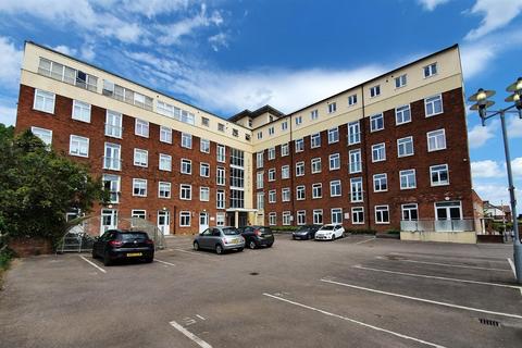 2 bedroom apartment to rent, Flat 54 Eastgate House, 122 Thorpe Road