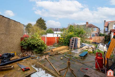 33 Suffield Road, London, E4 9TA