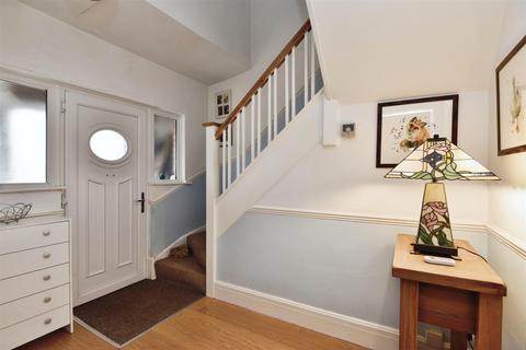 undefined, Chestnut Avenue, Shavington, Crewe