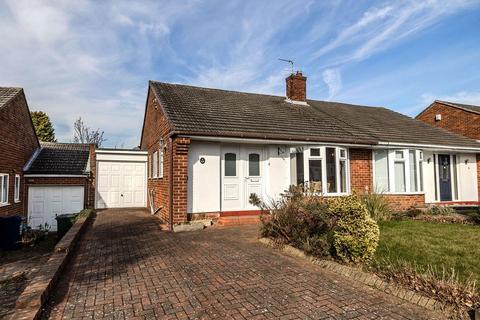 3 bedroom semi-detached bungalow for sale, Ainsdale Gardens, Newcastle Upon Tyne NE5