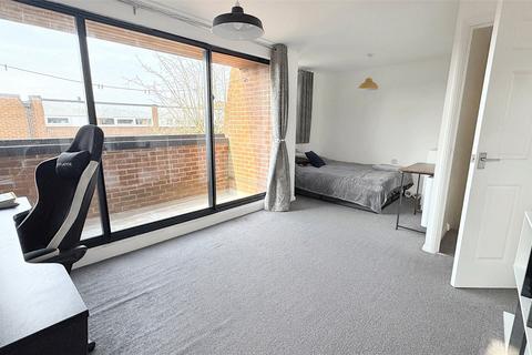 undefined, Burns Road, Loughborough, Leicestershire