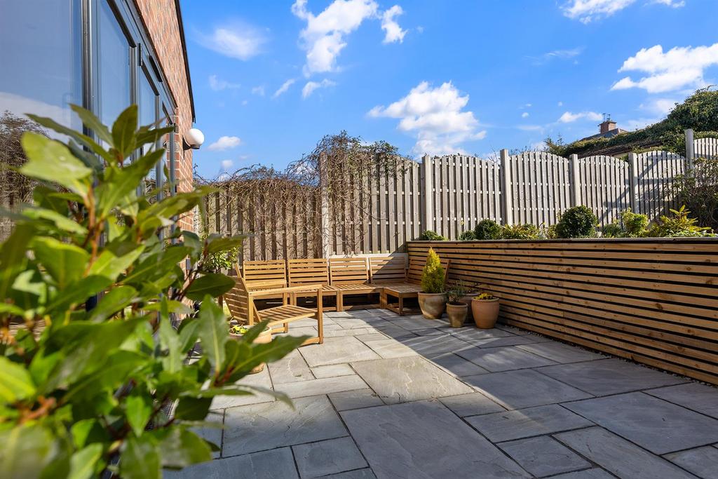 46 Lees Hall Ave, Sheffield 27 297.png