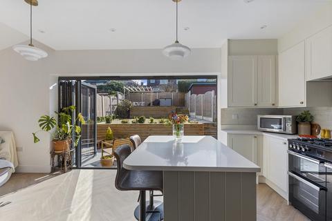 46 Lees Hall Avenue, Sheffield, S8 9JF