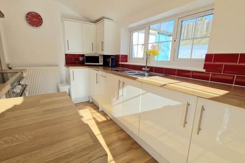 19 Chapel Street, Camelford, PL32 9PJ