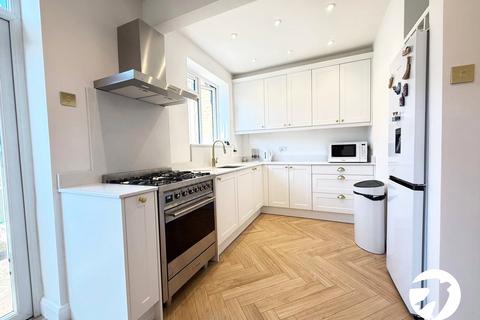 3 bedroom terraced house for sale, Mottingham Lane, London, SE12